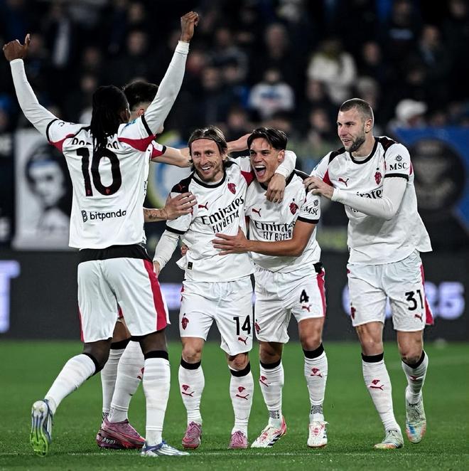 奔赴沙特阿 奔赴沙特阿